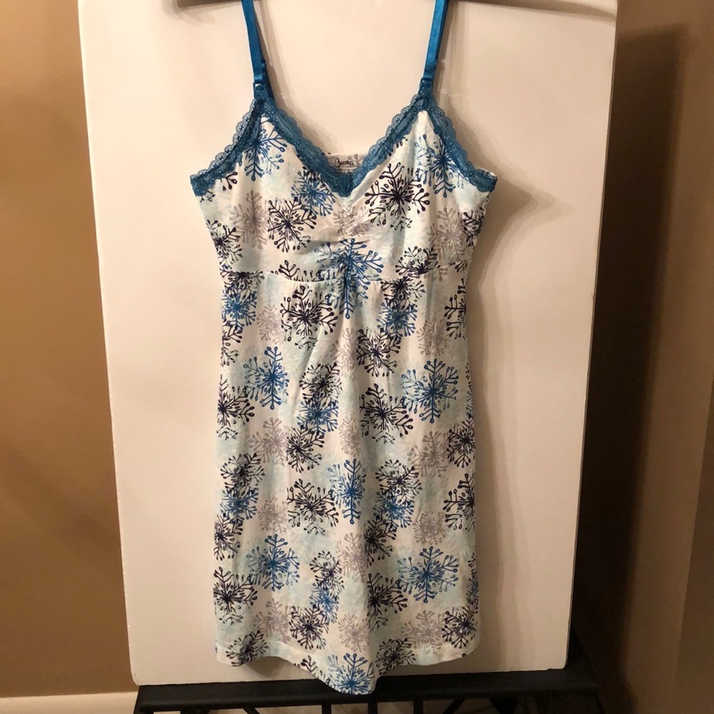 Bump in the Night Sleep Tank Built-in Bra S/P/CH